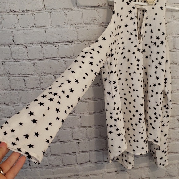 Long sleeve cold shoulder top by seven sisters - Picture 5 of 5